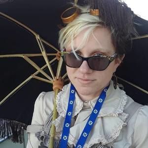 Meet your Posher, Ariel